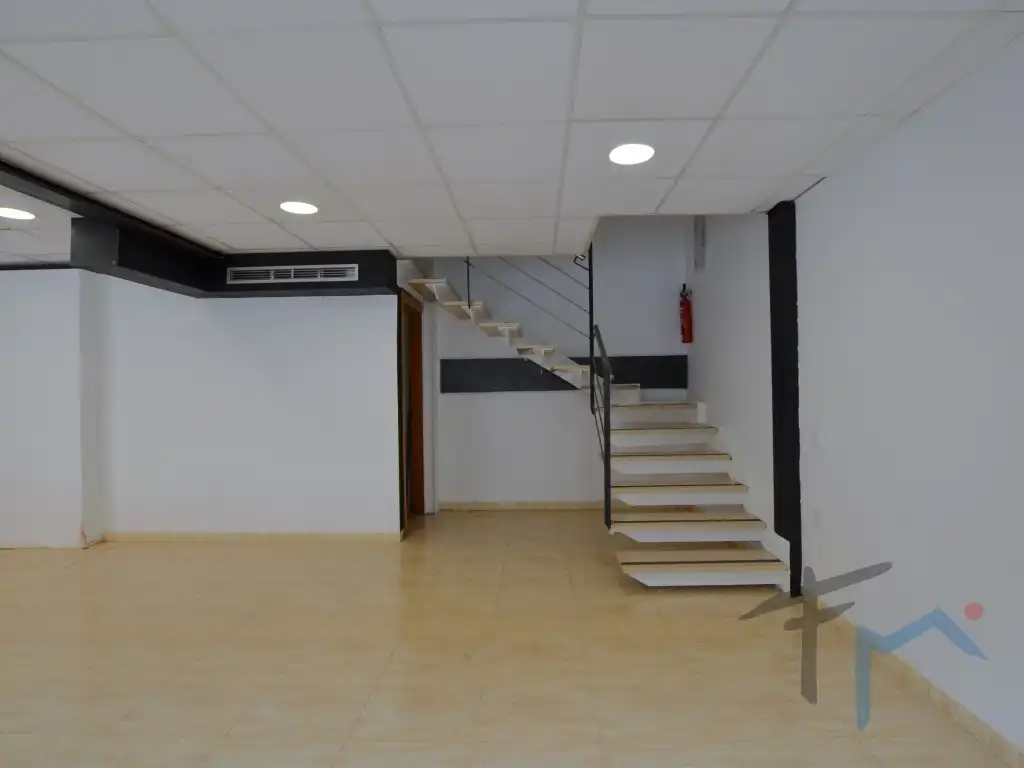 Gewerbefläche zum Verkauf in Avenida Linia La, imagen 19