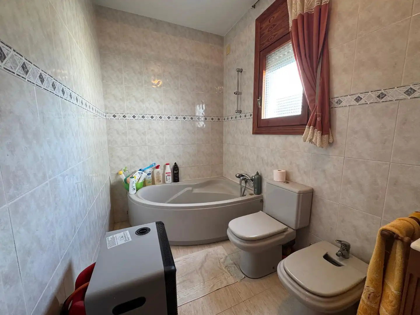 Baño de Casa o chalet en venta en Cervelló con Calefacción, Jardín privado y Terraza