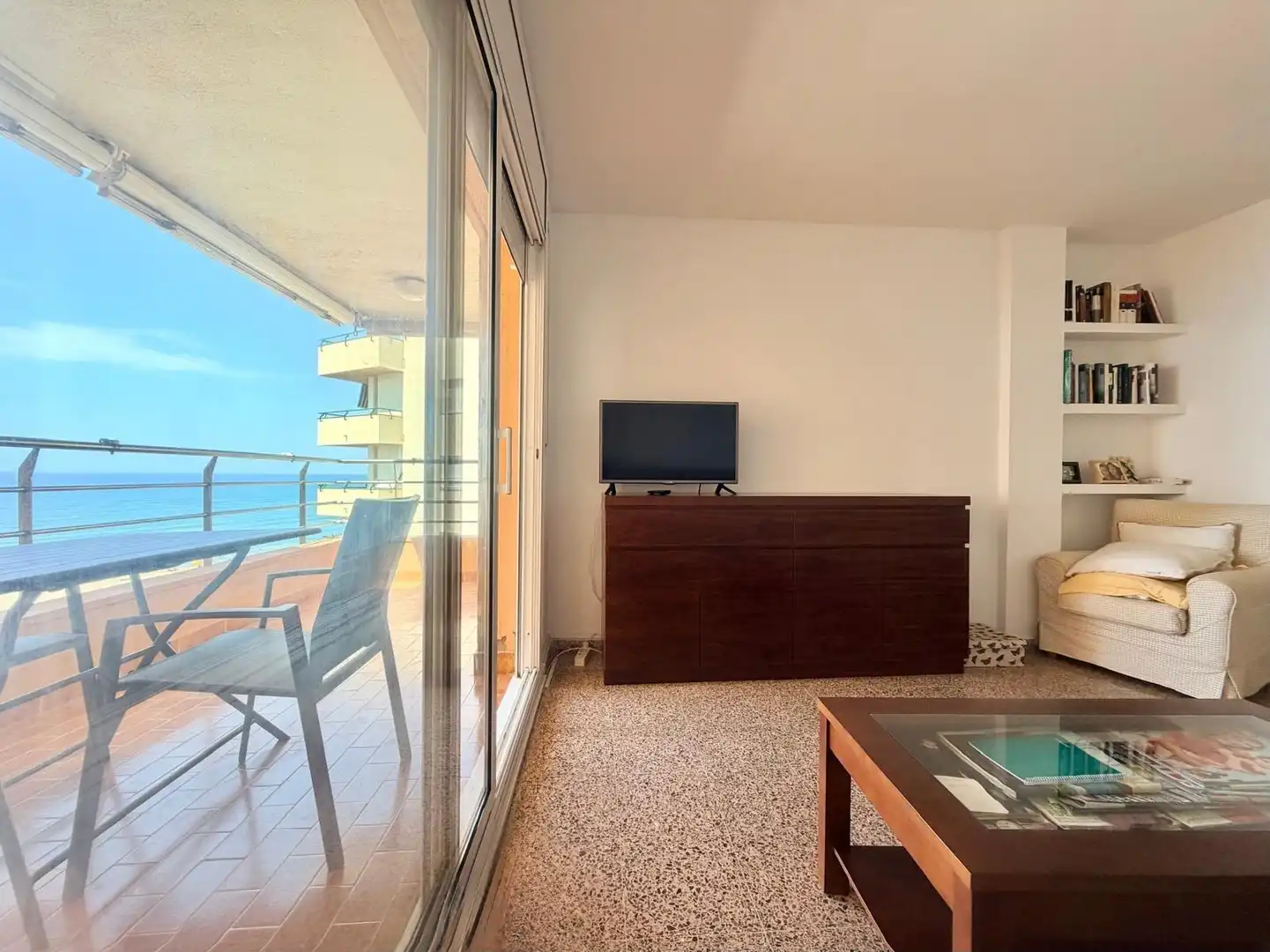 Sala de estar de Piso en venta en Cunit con Jardín privado, Terraza y Trastero