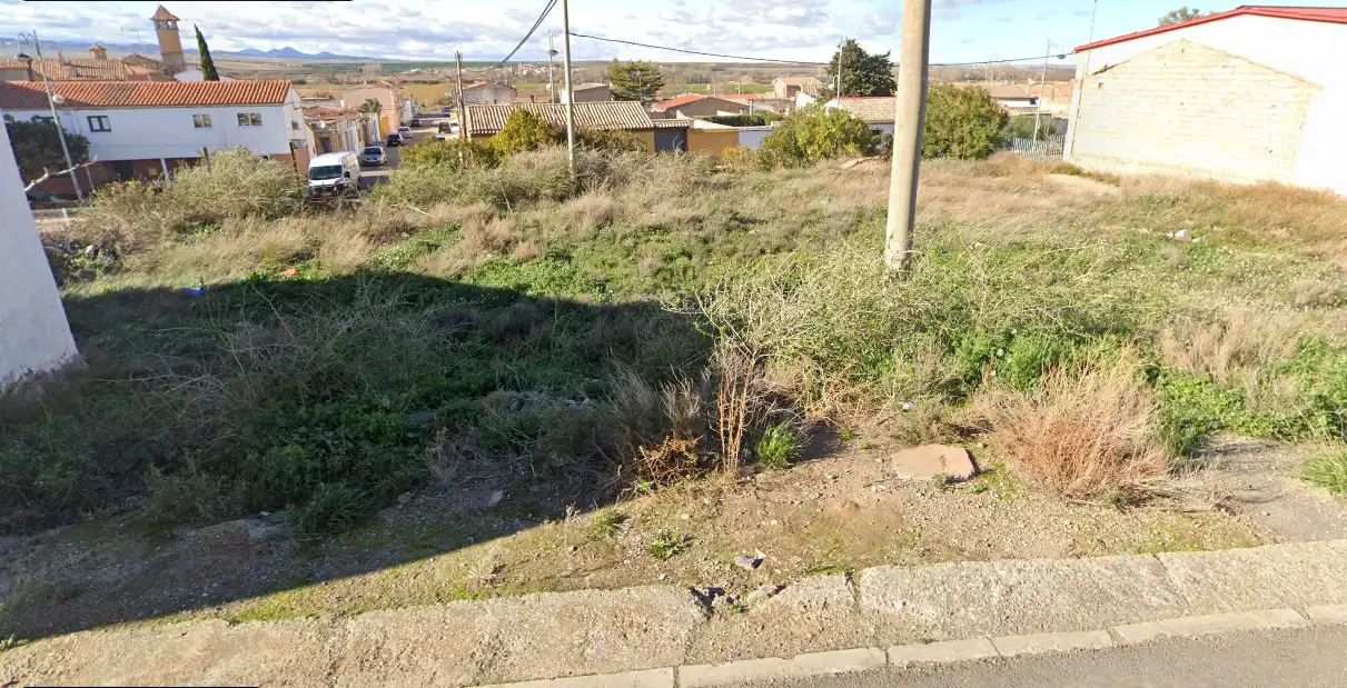Residential land for sale in Lucena de Jalón, imagen 2