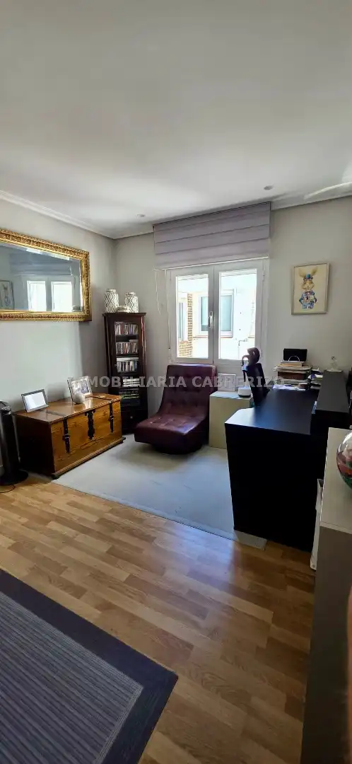 Flat with lift for sale in Oeste, imagen 17