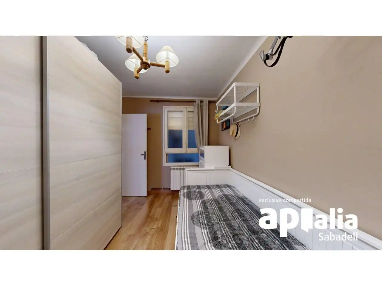Habitación de Piso en venta en Cerdanyola del Vallès con Aire acondicionado, Calefacción y Parquet