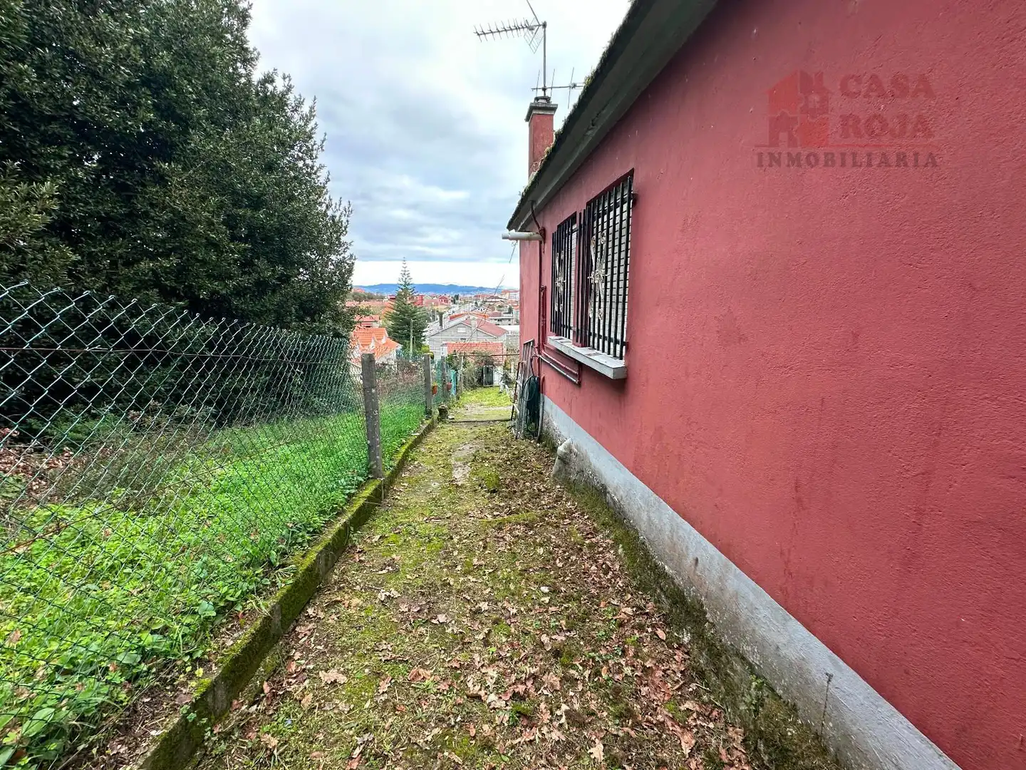 Vista exterior de Casa o xalet en venda en Cangas  amb Traster i Moblat