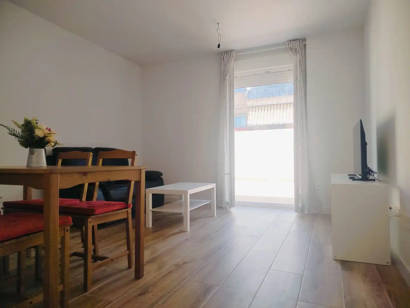 Habitación de Piso de alquiler en Torrejón de la Calzada con Aire acondicionado, Calefacción y Trastero