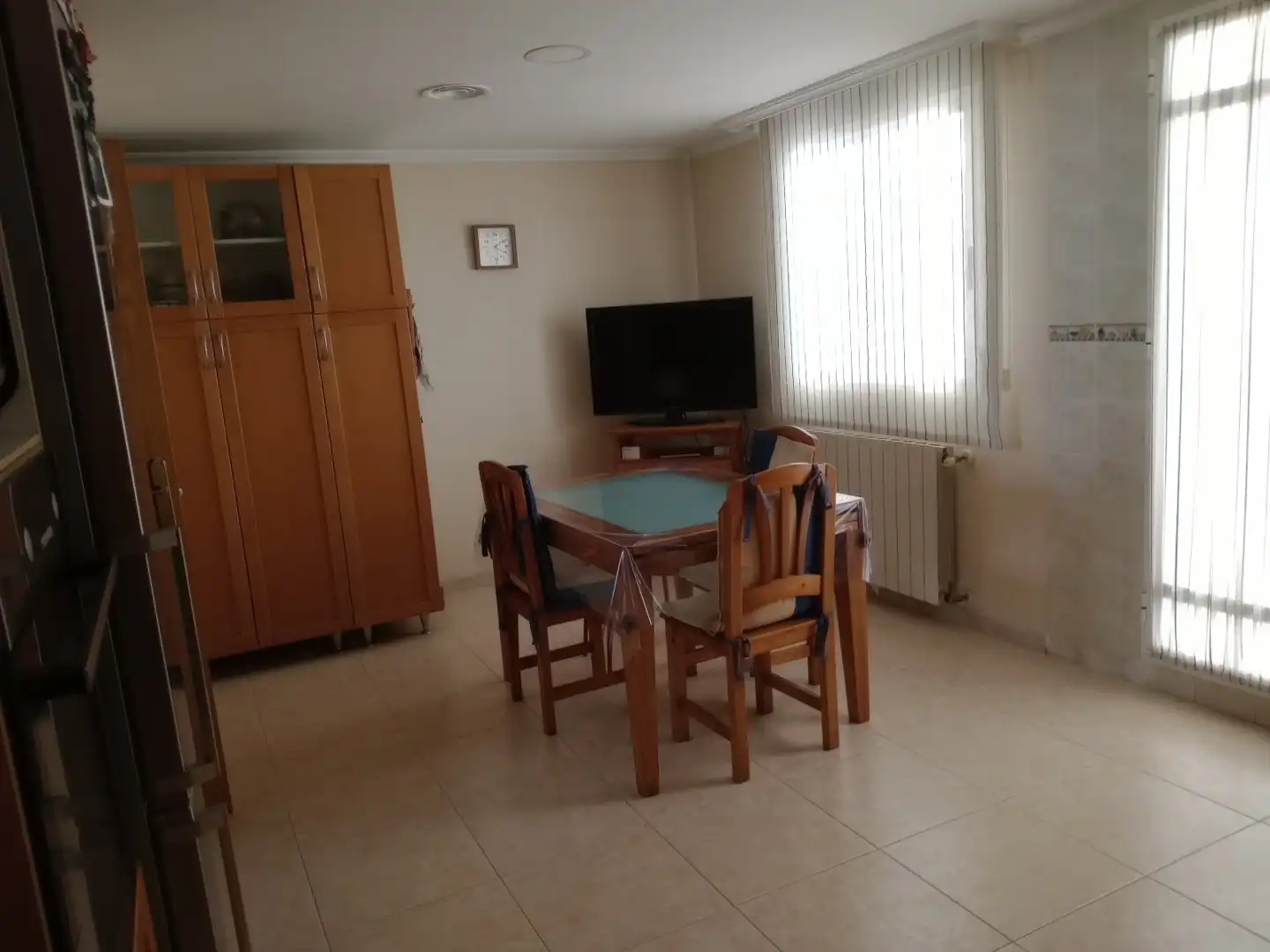 Comedor de Casa adosada de alquiler en Xirivella con Terraza y Amueblado
