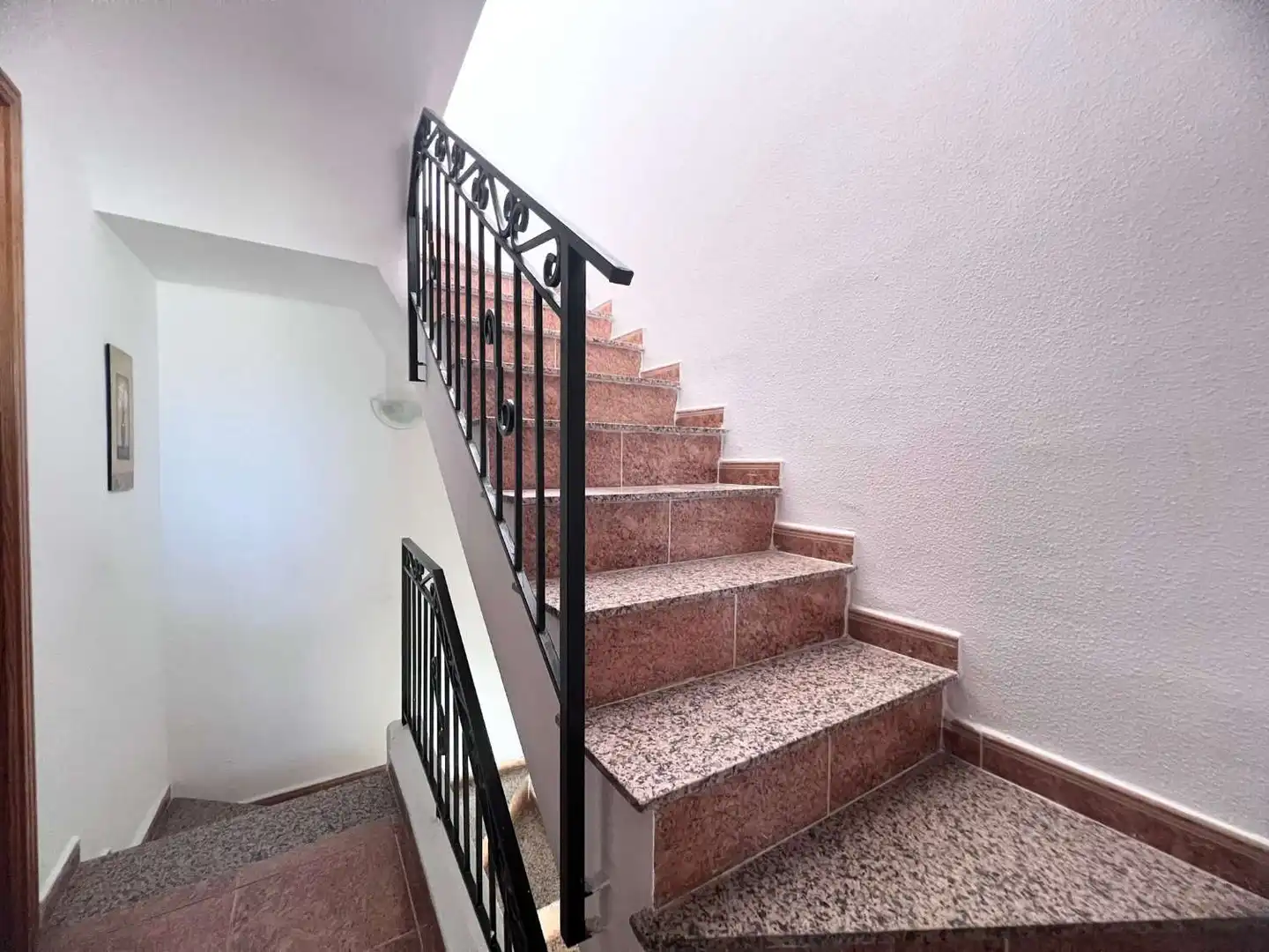 Einfamilien-Reihenhaus zum Verkauf in Torrevieja mit Klimaanlage, Terrasse und Schwimmbad