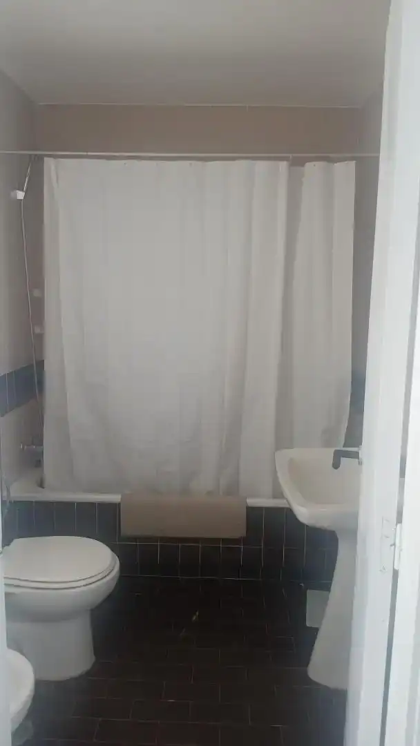 Bany de Casa o xalet en venda en Dos Hermanas amb Aire condicionat i Balcó