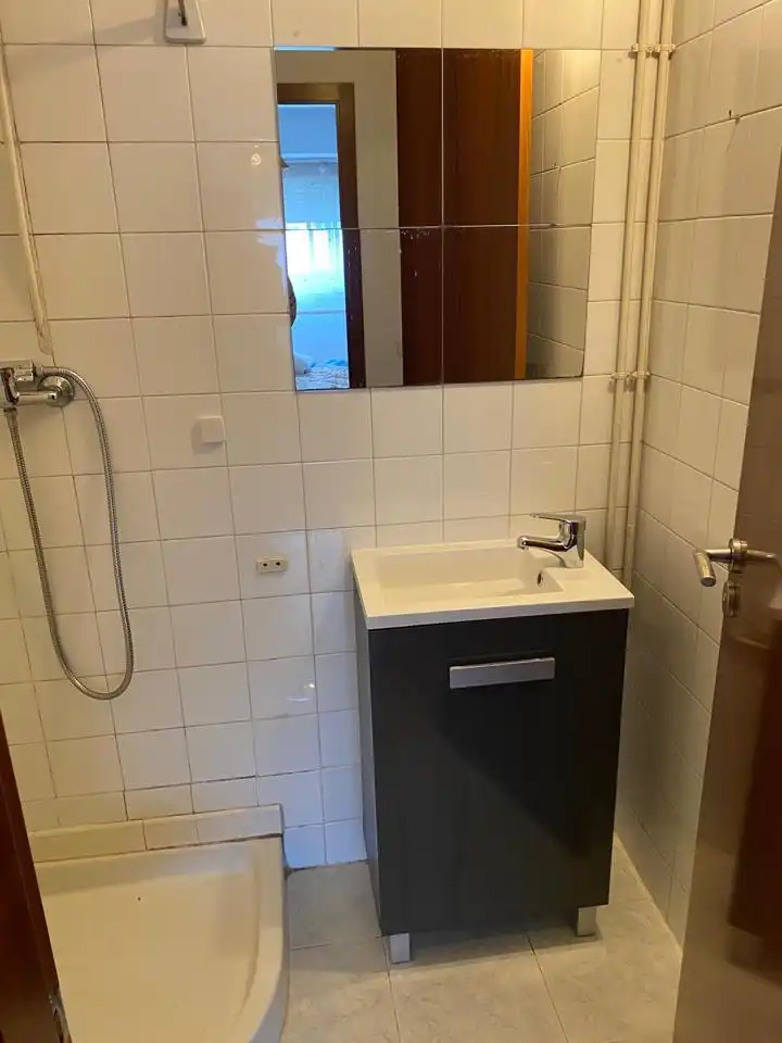 Baño de Piso de alquiler en Santiago de Compostela  con Amueblado