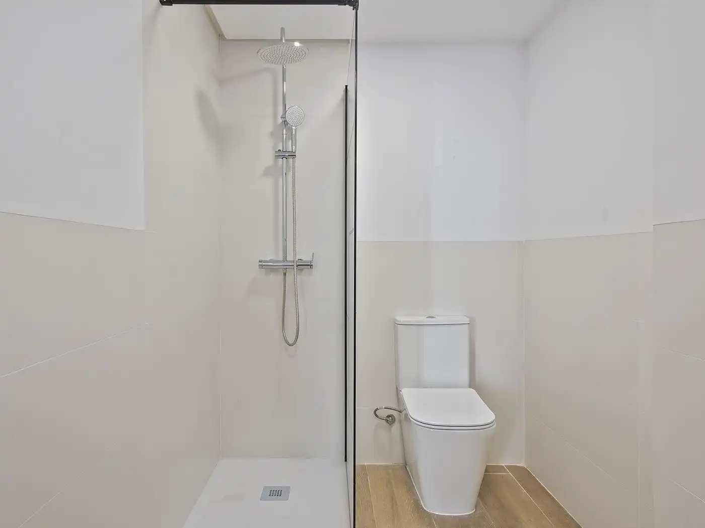 Bajo en venta en Calle Calle Isla de Cerdeña 19, imagen 12