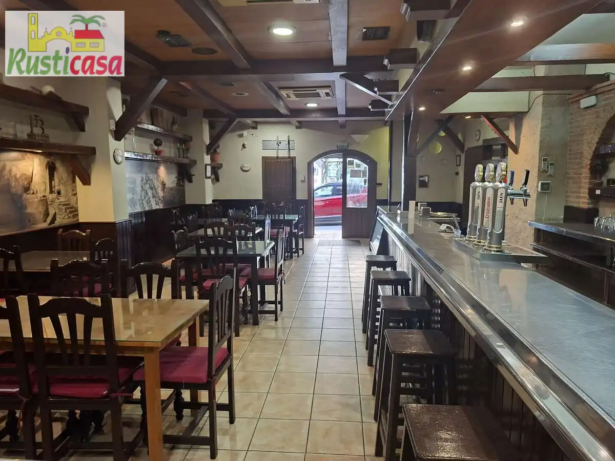 Local comercial en venta en Bailén