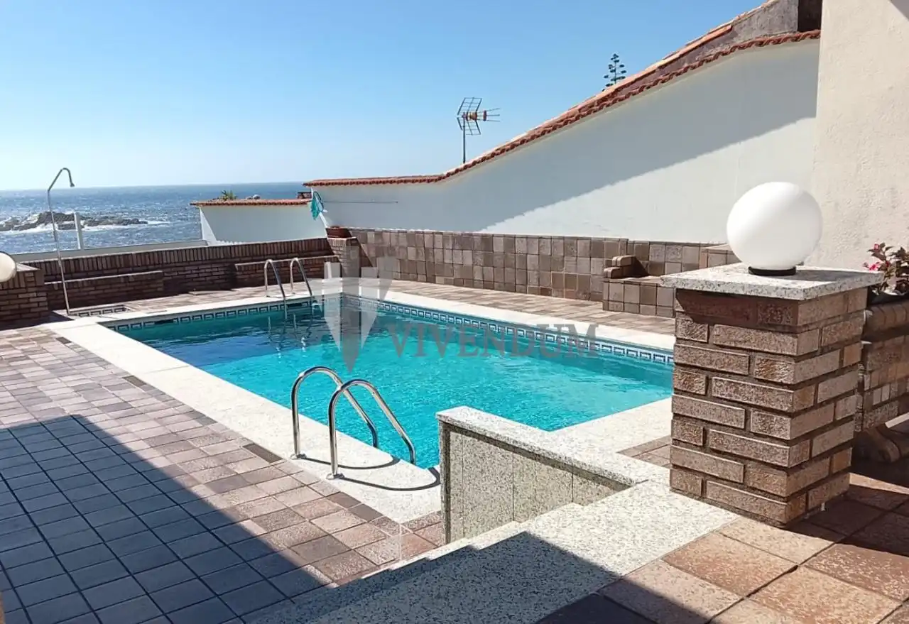 Piscina de Casa o chalet de alquiler en Oia con Jardín privado, Terraza y Piscina