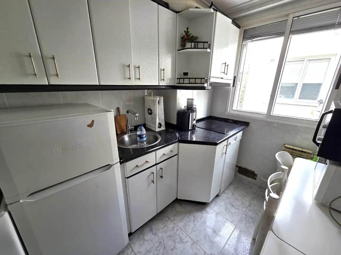Flat with lift for sale in Calle Santiago Apóstol, imagen 5