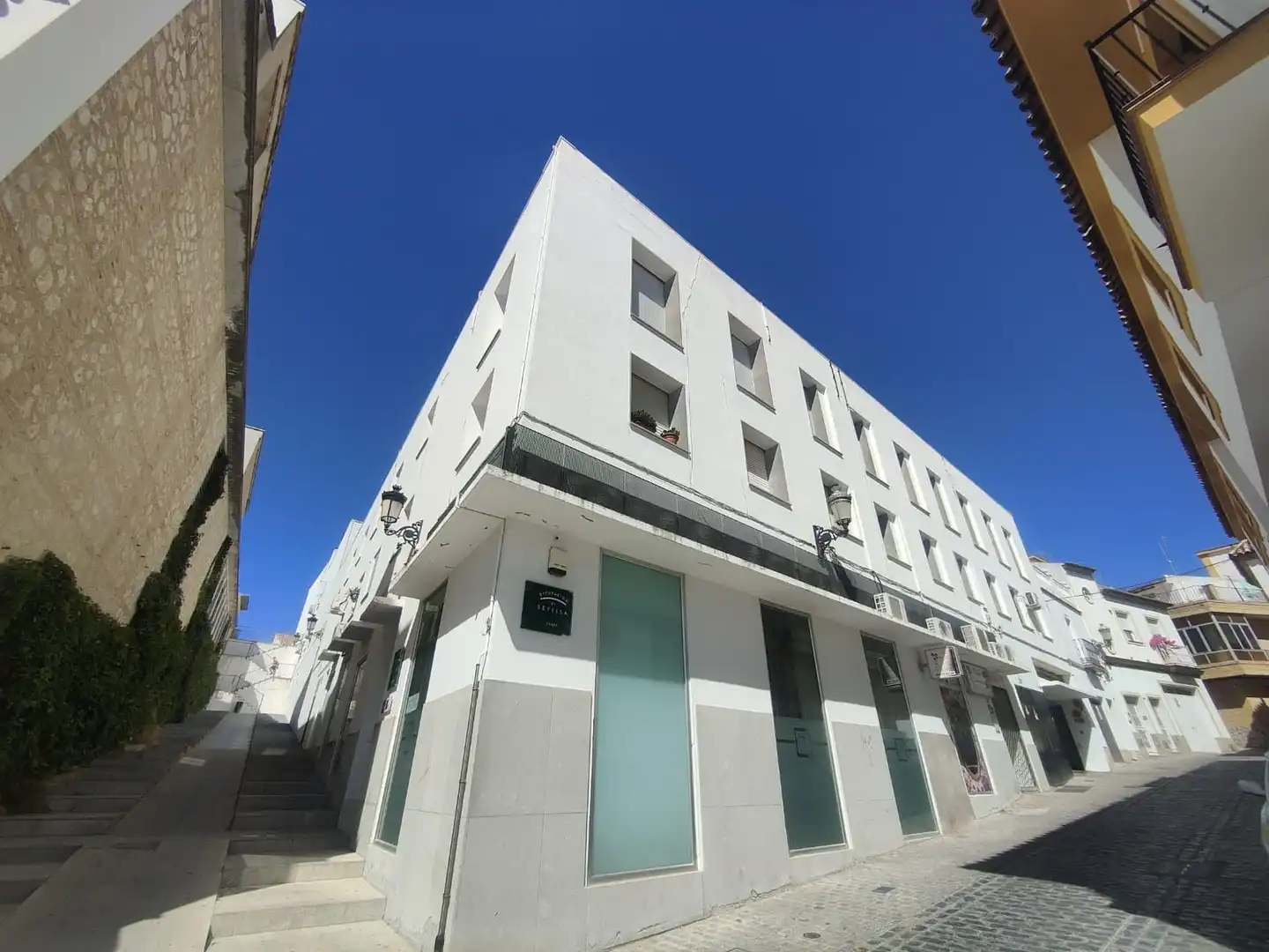Vista exterior de Pis en venda en Morón de la Frontera