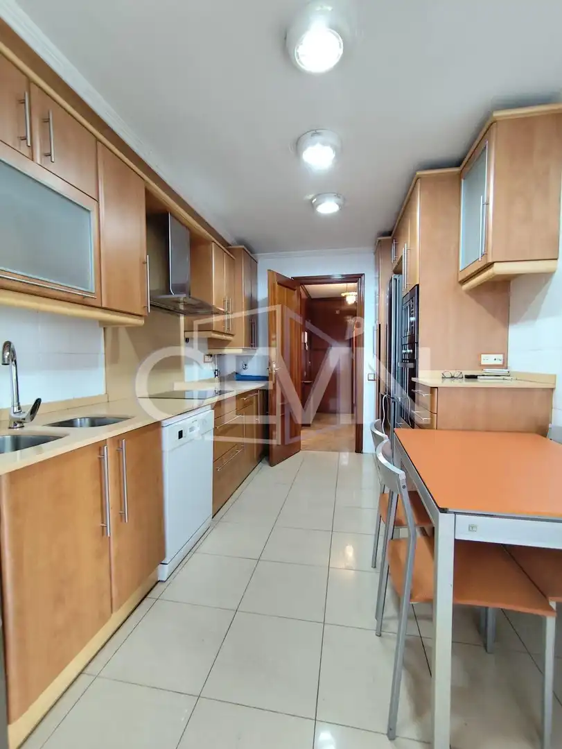 Cocina de Piso en venta en La Llagosta con Calefacción