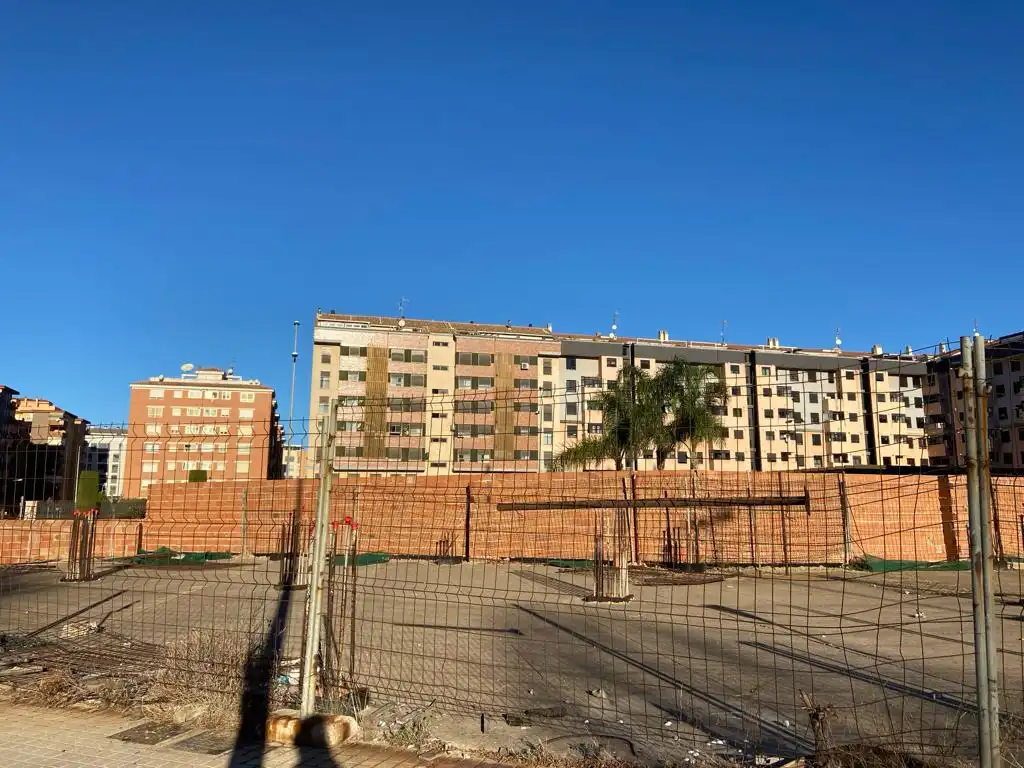 Lagerraum zum Verkauf in MERCE RODOREDA, Piscinas