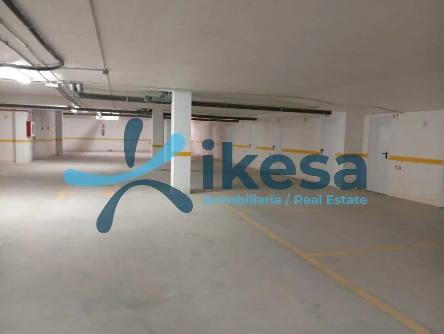 Parking de Dúplex en venta en Turre con Piscina