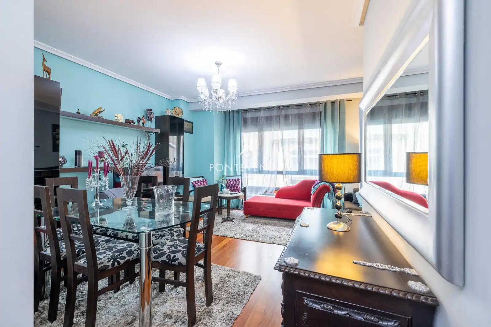 Wohnzimmer von Wohnung zum Verkauf in Vigo  mit Heizung, Terrasse und Abstellraum
