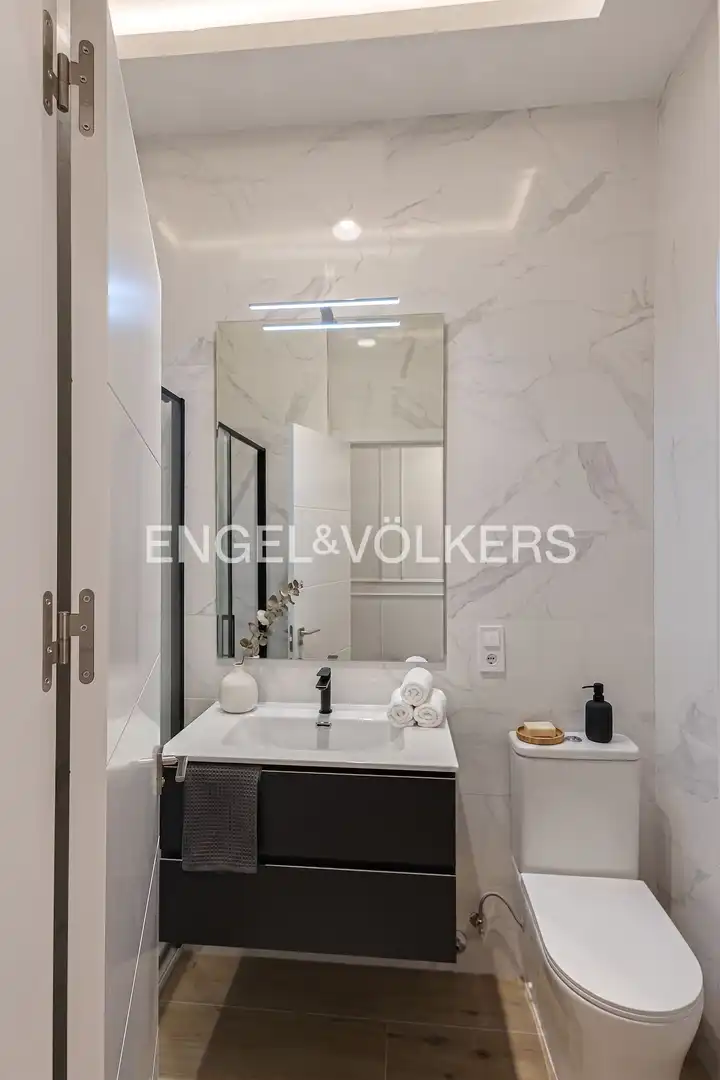 Baño de Piso en venta en Madrid con Aire acondicionado y Calefacción