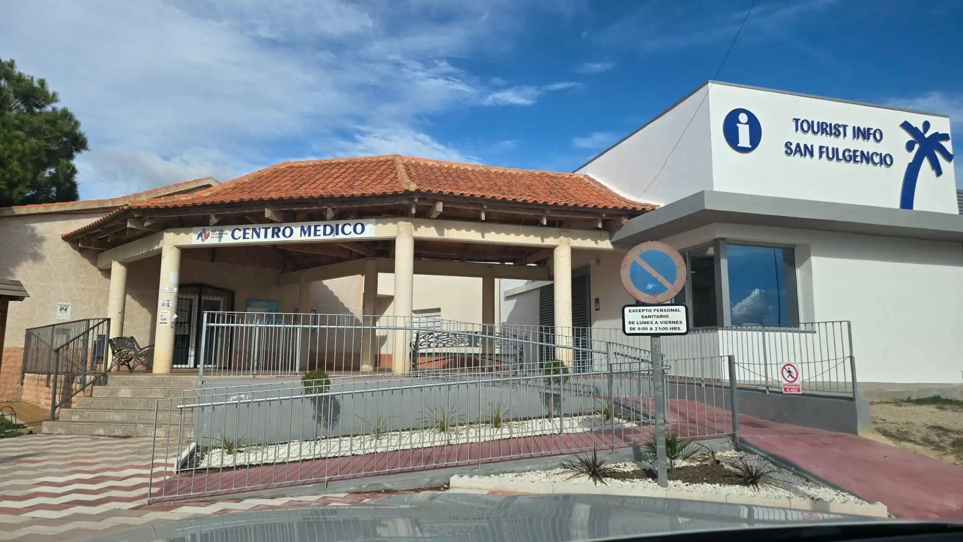 Vista exterior de Casa adosada en venta en San Fulgencio con Aire acondicionado, Calefacción y Terraza