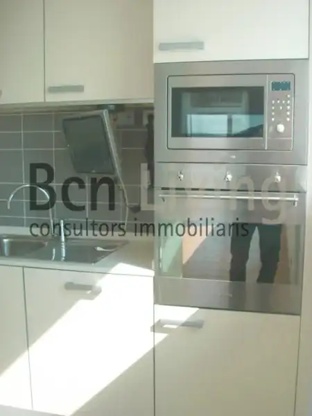 Kitchen of Flat for rent in L'Hospitalet de Llobregat  with Air Conditioner, Heating and Parquet flooring