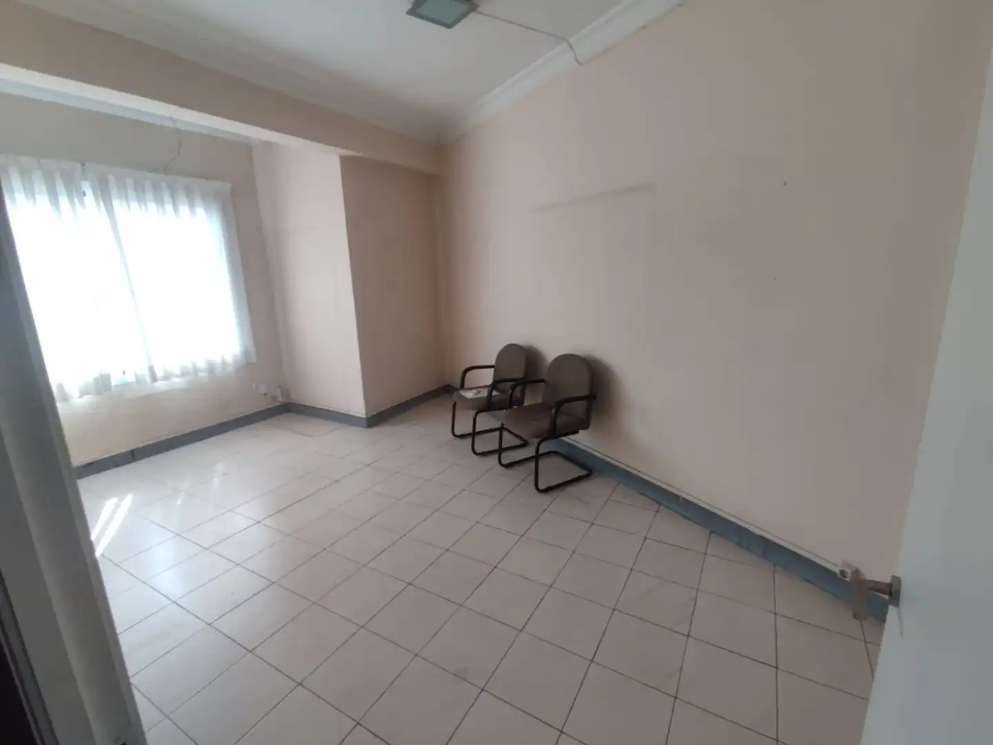 Büro zur Miete in Valencia mit Klimaanlage