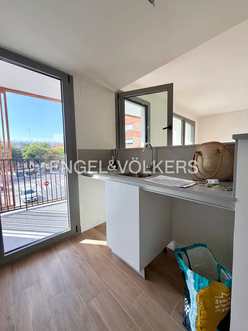 Balcony of Flat for rent in Valencia  with Air Conditioner, Heating and Private garden