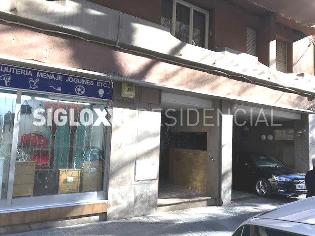 Vista exterior de Garatge en venda en  Barcelona Capital