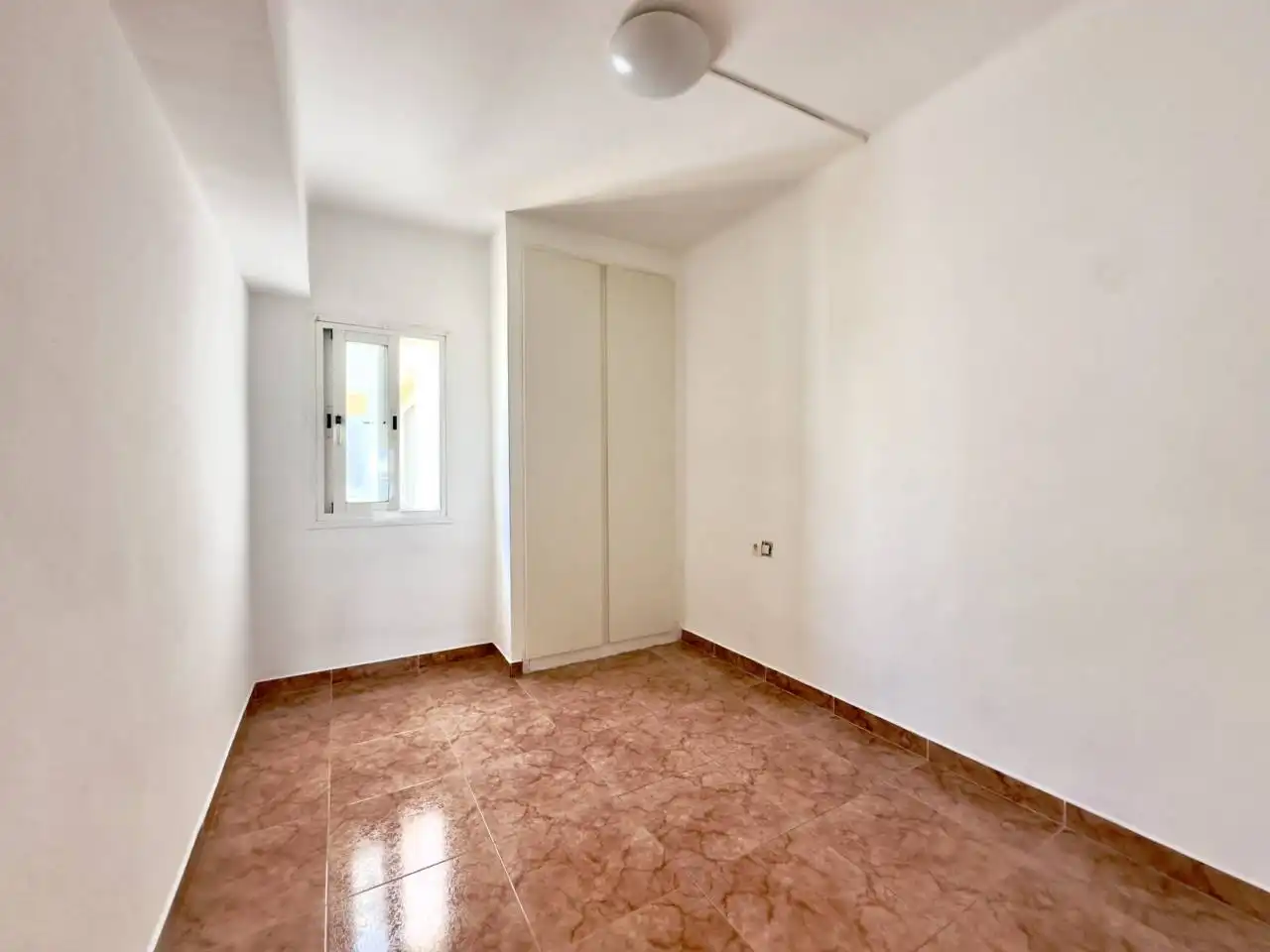 Schlafzimmer von Wohnung zum Verkauf in  Palma de Mallorca mit Klimaanlage, Heizung und Balkon