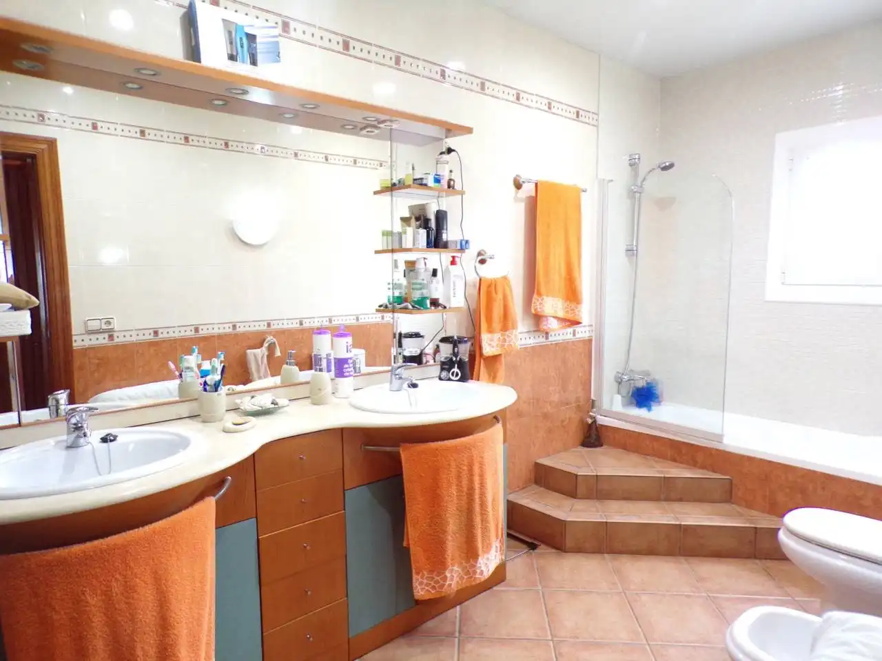 Bany de Casa o xalet en venda en Tordera amb Aire condicionat, Calefacció i Jardí privat