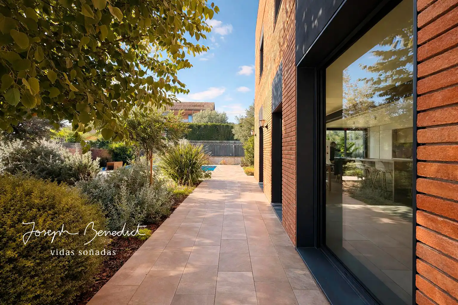 Terrassa de Casa o xalet en venda en Castelldefels amb Aire condicionat, Calefacció i Jardí privat
