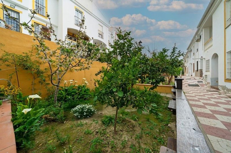 Jardí de Casa adosada en venda en Otura amb Aire condicionat, Terrassa i Piscina comunitària
