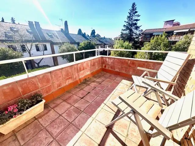 Terrassa de Casa adosada en venda en Sant Cugat del Vallès amb Aire condicionat, Calefacció i Jardí privat