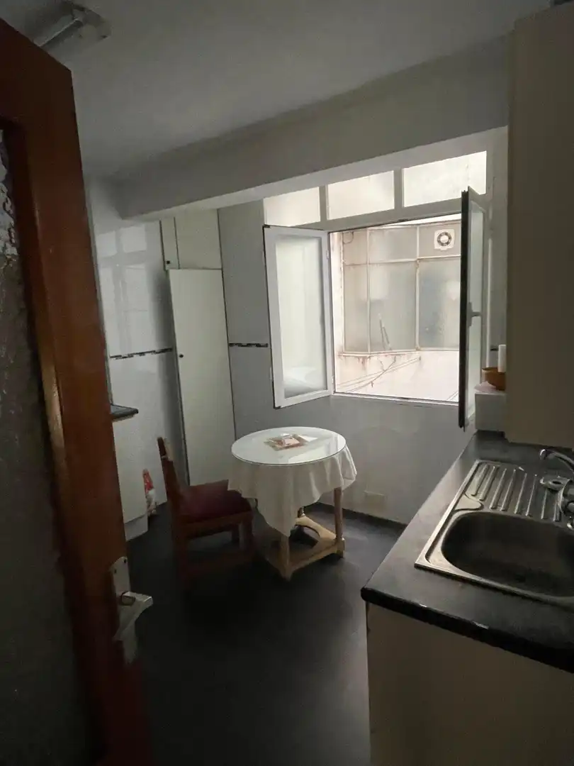 Cuina de Pis de lloguer en Granada amb Calefacció, Moblat i Balcó