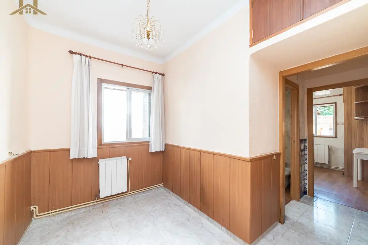 Habitación de Casa o chalet en venta en Pozuelo de Alarcón con Aire acondicionado, Calefacción y Jardín privado