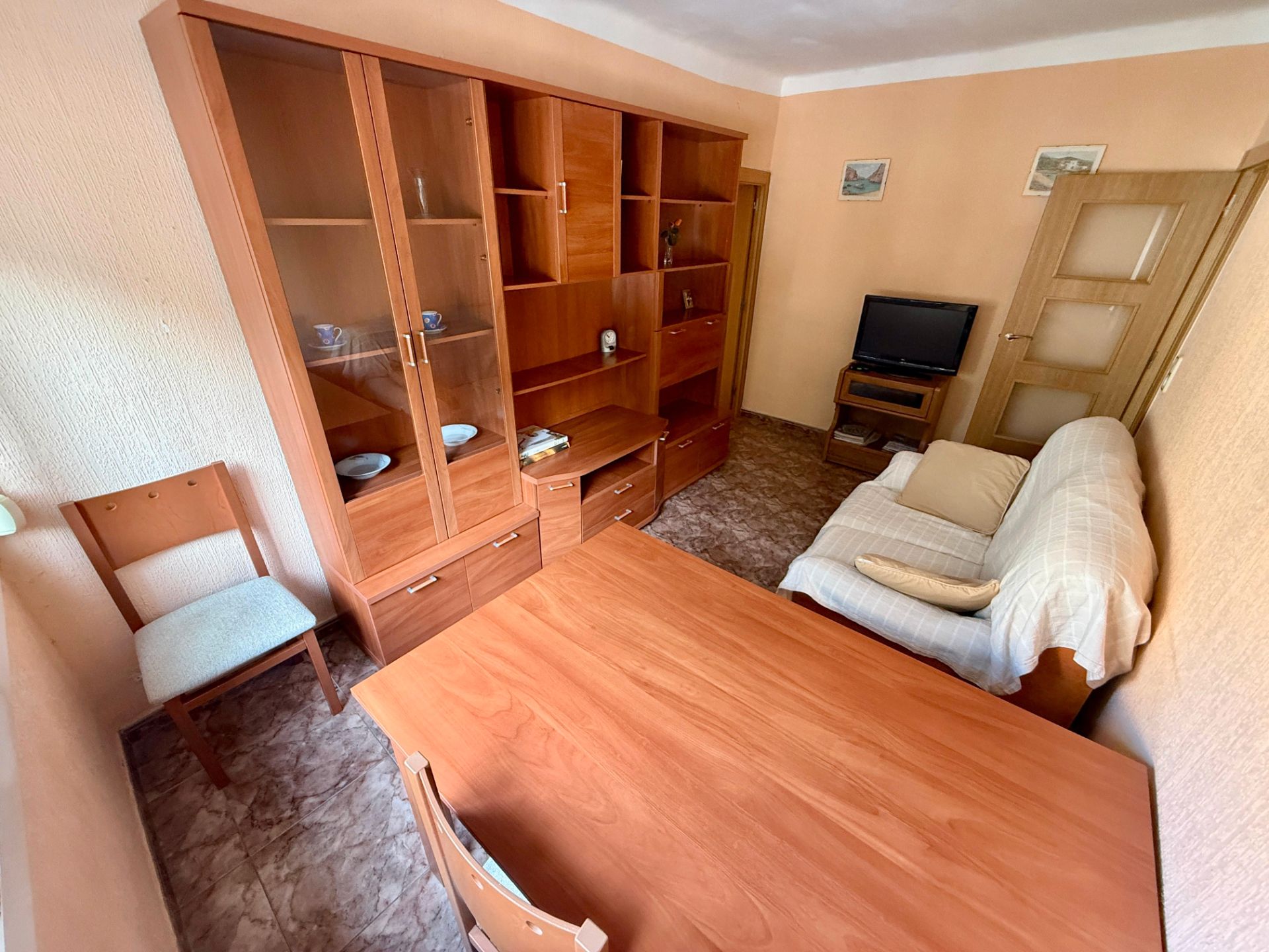 Living room of Flat for sale in Cornellà de Llobregat  with Furnished and Oven
