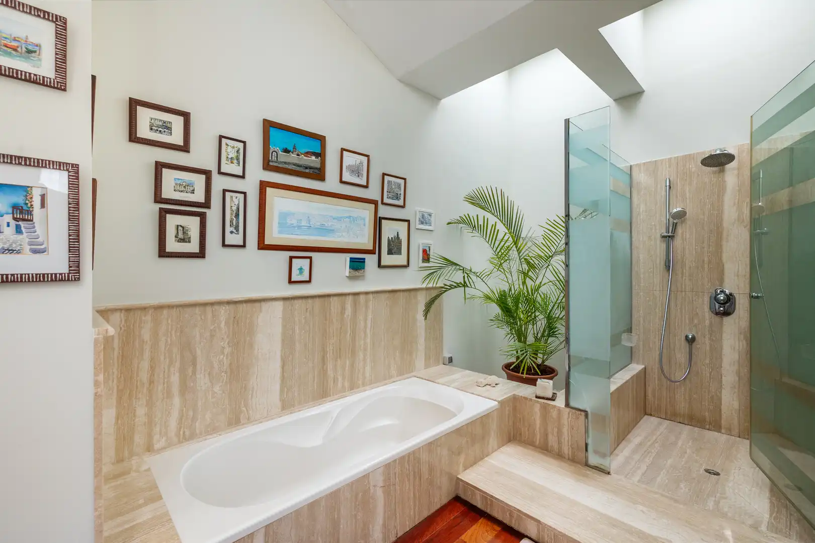 Baño de Casa o chalet en venta en Las Palmas de Gran Canaria con Aire acondicionado, Calefacción y Jardín privado