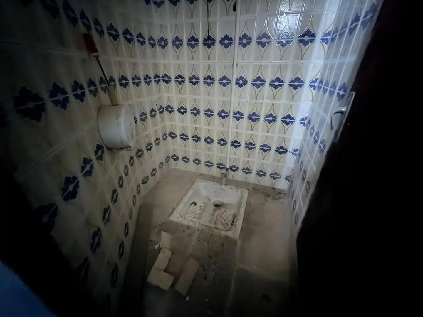Baño de Nave industrial en venta en Lorca