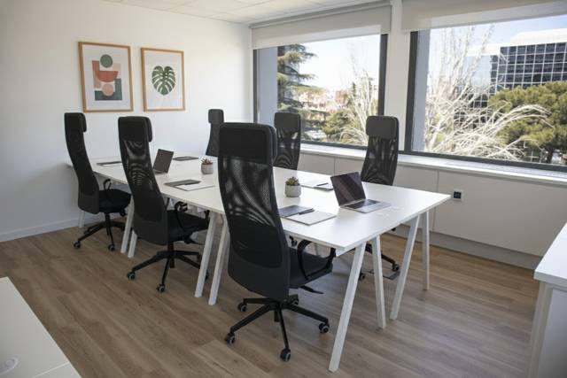 Oficina en Alquiler en Calle de la Condesa de Venadito, 1 en San Pascual