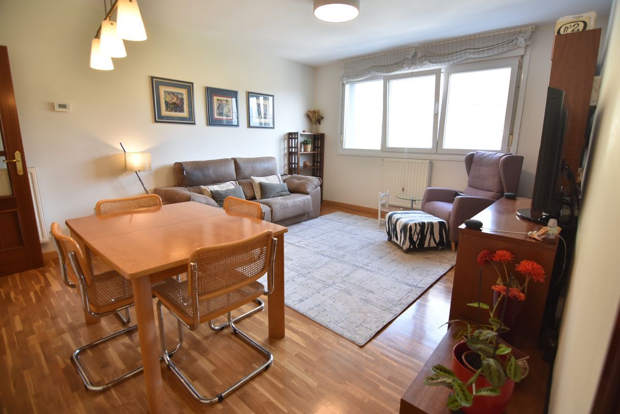 Living room of Flat for sale in Eibar  with Heating, Storage room and Balcony