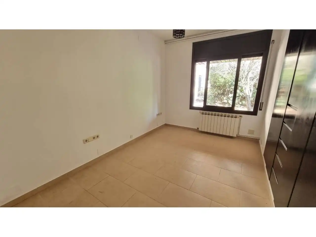 Houses for sale in Calle Lleida, Vallromanes