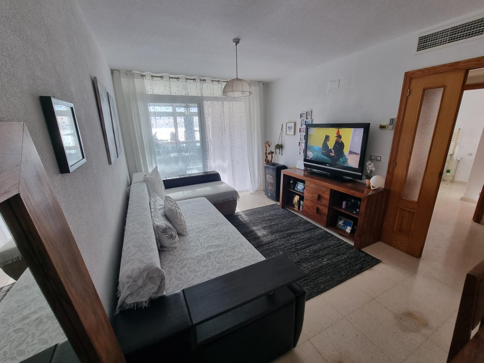 Living room of Apartment for sale in Benidorm  with Air Conditioner, Heating and Terrace