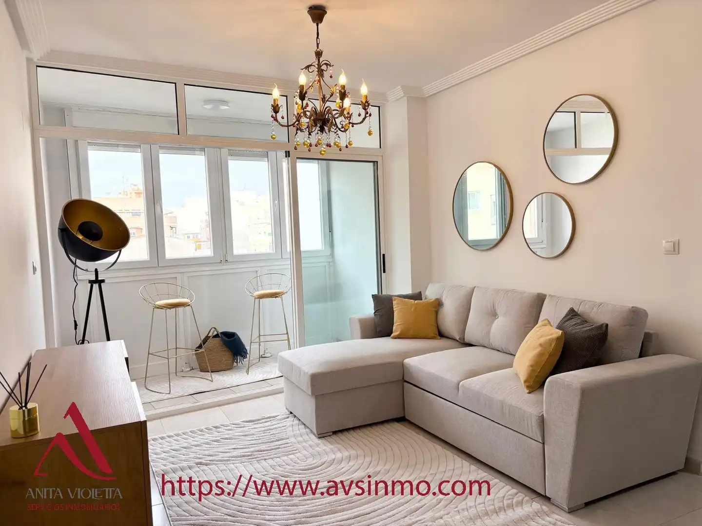 Mini appartamento con terrazza in vendita a Avenida Diego Ramírez Pastor 57, imagen 2