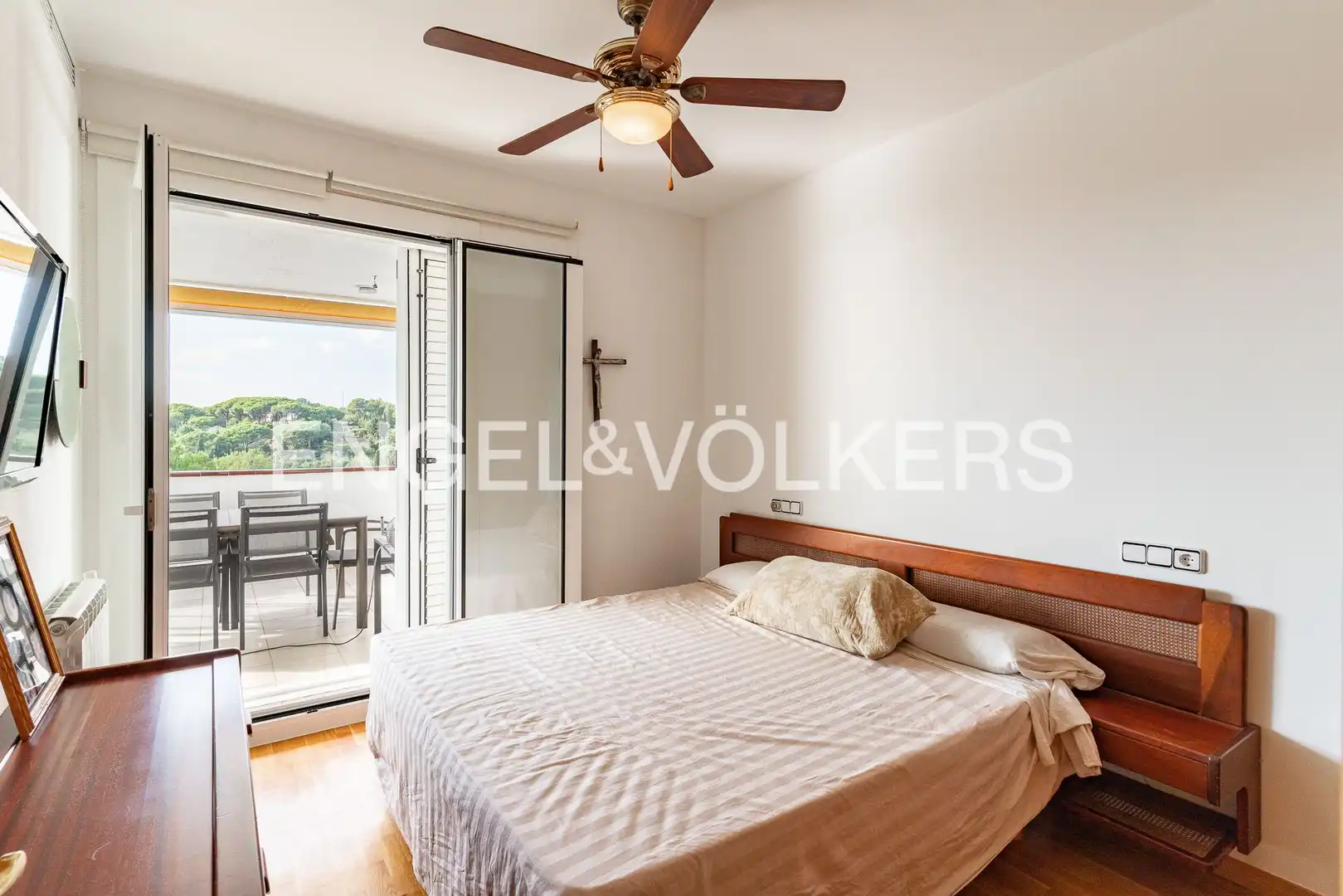 Schlafzimmer von Wohnung zum Verkauf in Sant Vicenç de Montalt mit Heizung, Terrasse und Balkon