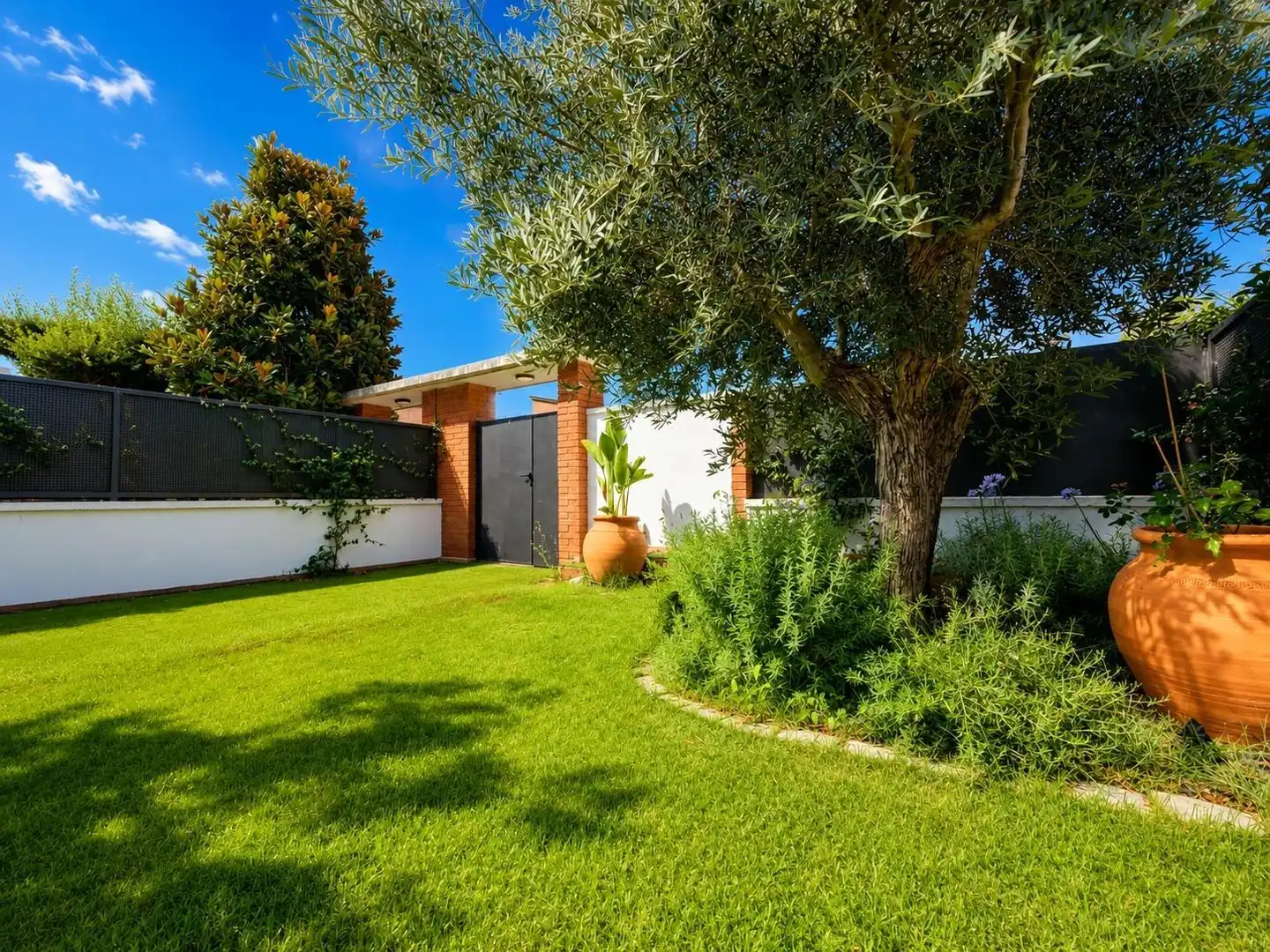 Jardín de Casa adosada en venta en Cunit con Aire acondicionado, Calefacción y Jardín privado
