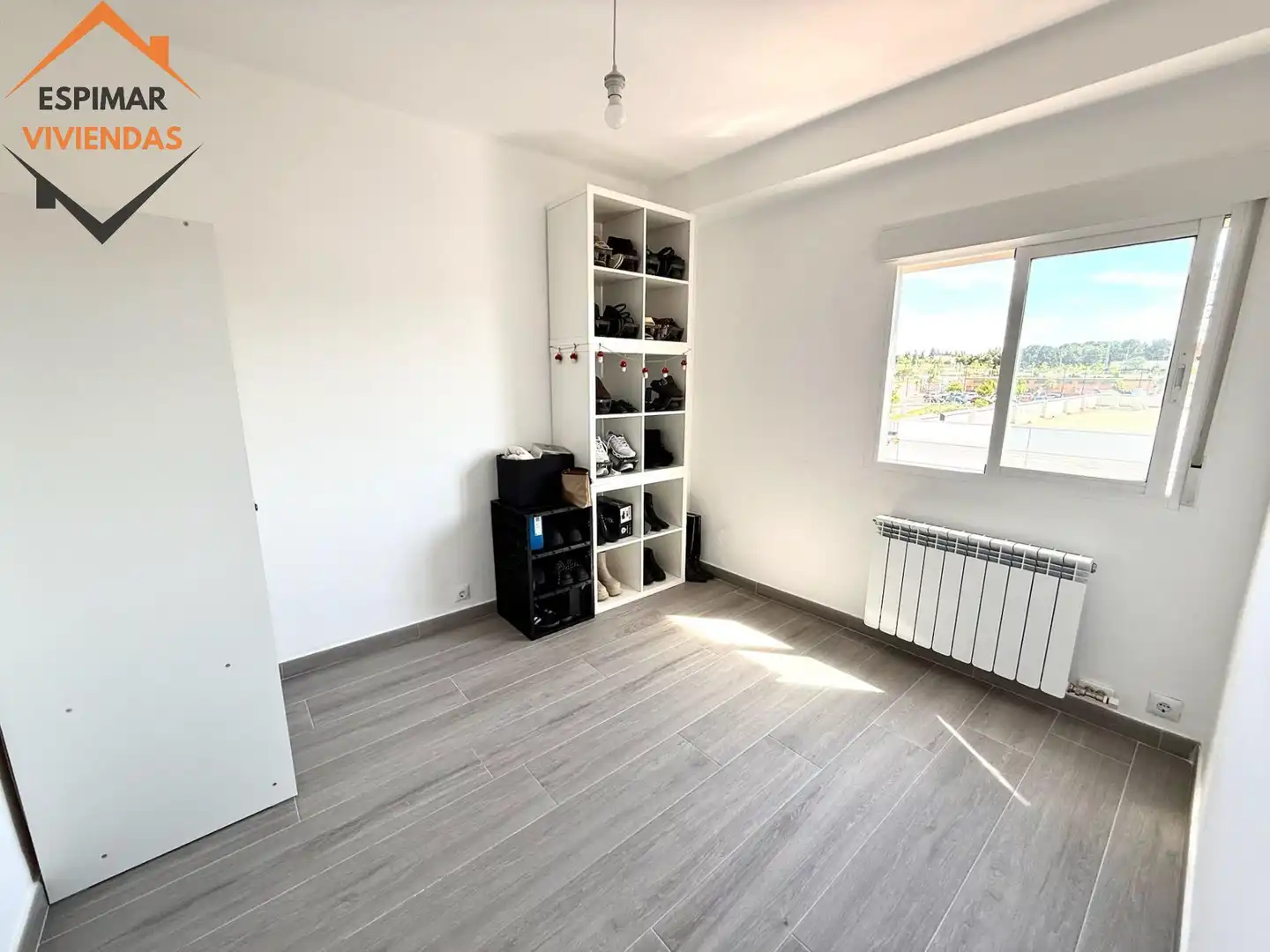 Bedroom of Flat for sale in Zaragoza  with Heating