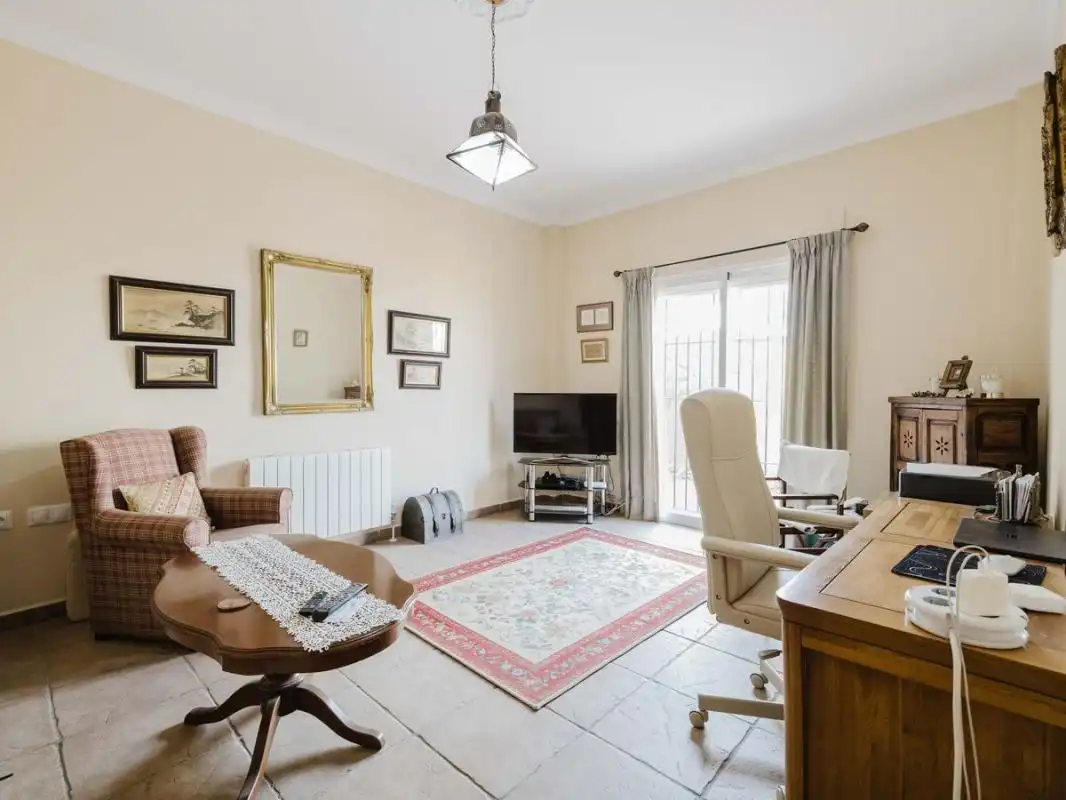 Sala d'estar de Casa o xalet en venda en Alhaurín El Grande amb Aire condicionat, Calefacció i Jardí privat
