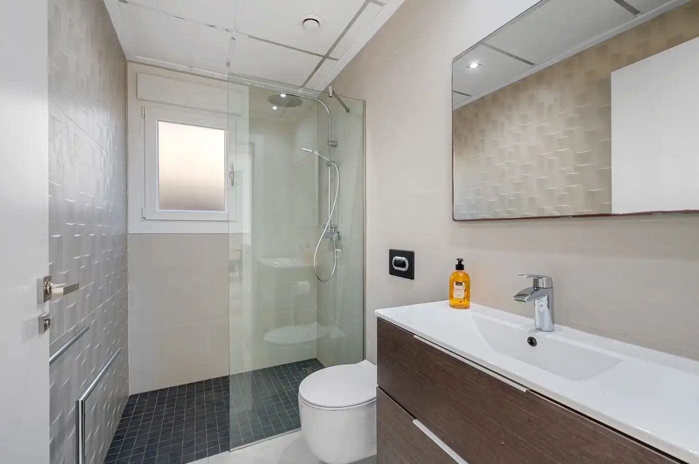 Bathroom of Houses for sale in Rojales  with Air Conditioner, Terrace and Swimming Pool