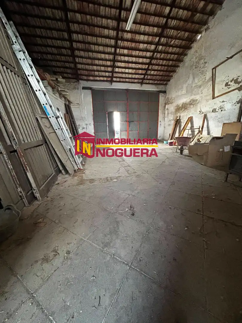 Nau industrial en venda en Écija