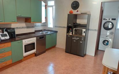 Kitchen of Flat for sale in Erandio  with Heating, Parquet flooring and Furnished