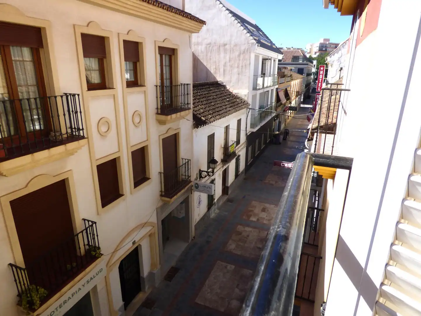 Vista exterior de Piso en venta en Fuengirola con Calefacción, Terraza y Balcón